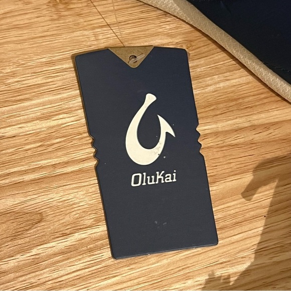 OLUKAI Mahiki Women's Sneaker, Indoor/Outdoor, Ultra-Soft Comfort Fit Size 6 - Picture 8 of 13